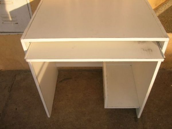 MESA DE COMPU