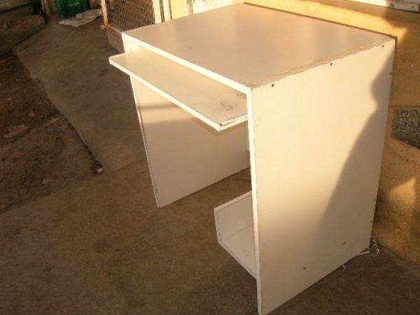 MESA DE COMPU