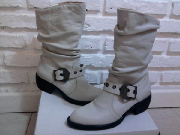 Botas de Cuero color hueso 38 Nuevas