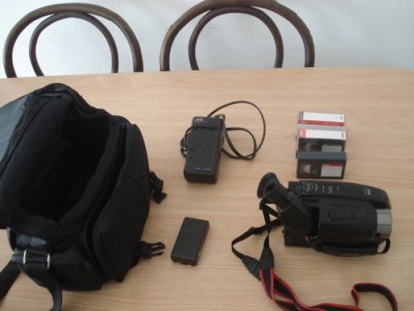 CAMARA FILMADORA JVC COMPACT VHS