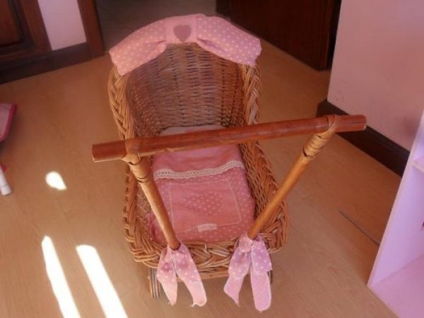Cochecito de mu&ntilde;ecas