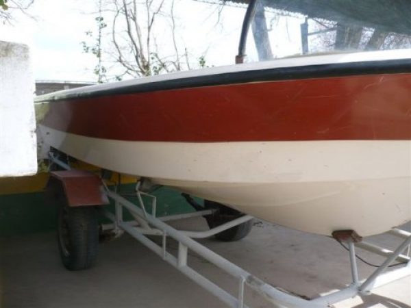 vendo lancha y trailer impecable