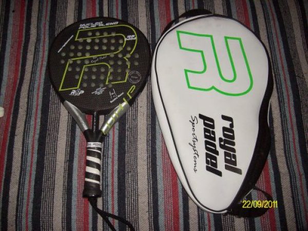 paleta royal padel whip  con funda