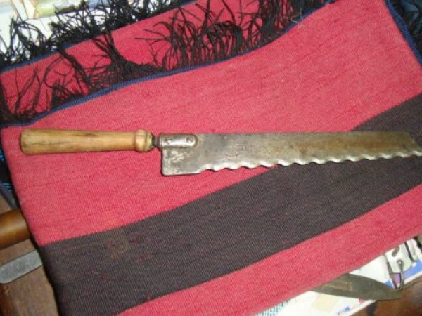 Raro cuchillo Mac Para Pan