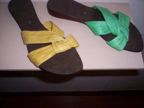 COMODAS SANDALIAS DE CUERO
