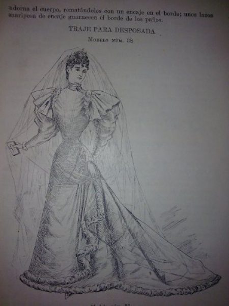 Libro antiguo de corte y confeccion
