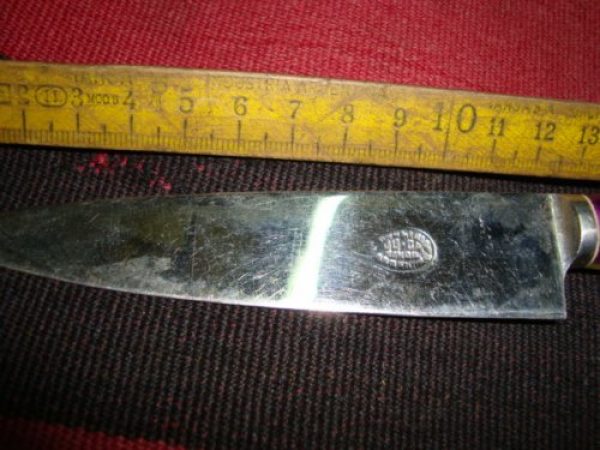Raro cuchillo juca