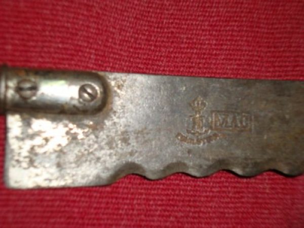 Antiguo cuchillo Pan