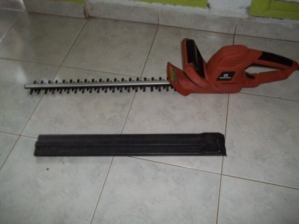 PODA CERCO/SERRUCHOELECTRICO
