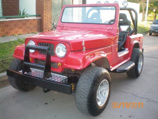jeep carrocer&iacute;a de fibra con 2.21