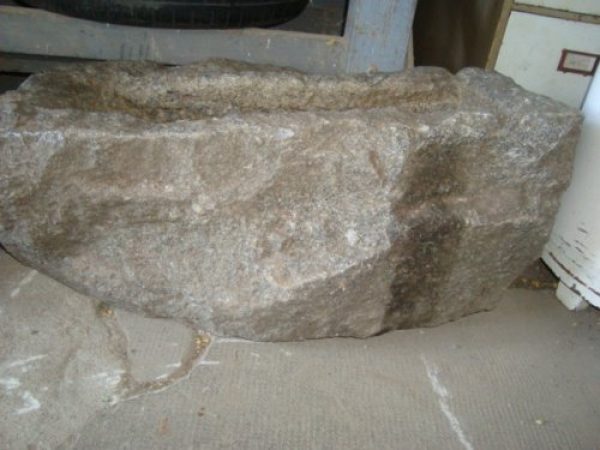 pileta de piedra Muy Tallada