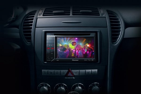 RECEPTOR AUTO AV PIONEER-4 CHANEL-TACTIL