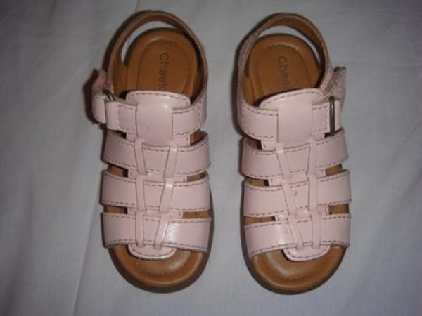 SANDALIAS DE CUERO marca CHEEKY