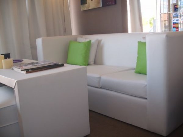  Sillon mesa y puff. Entrega Inmediata.