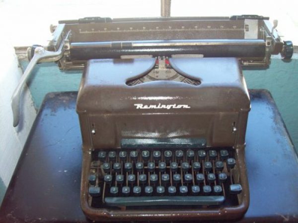 maquina de escribir remington RAPID-RIST