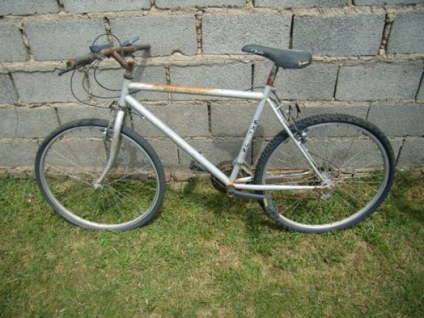 BICICLETA MOUNTAIN BIKE - RODADO 26
