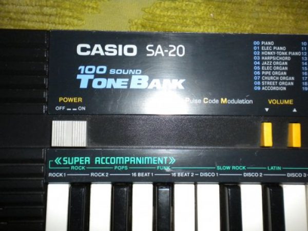 Organo "CASIO"SA-20
