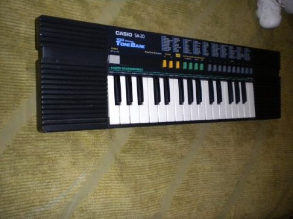 Organo "CASIO"SA-20