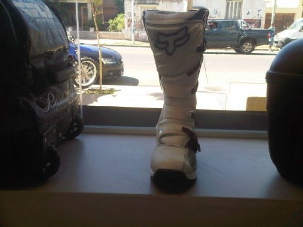 BOTAS FOX