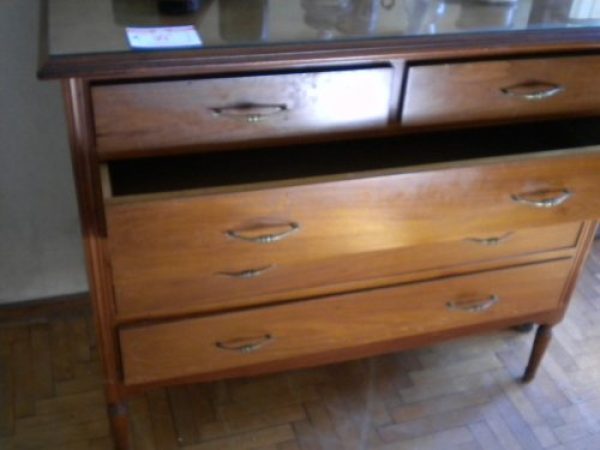 Juego de dormitorio.Completisimo.