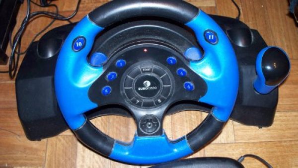 volante y pedalera eurocase