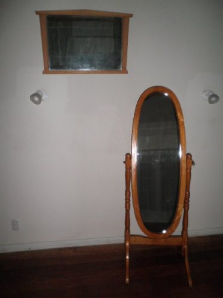 Vendo Jgo.de dormitorio antiguo Guatambu