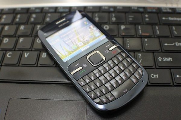 NOKIA C3 