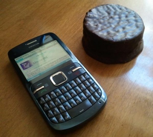NOKIA C3 