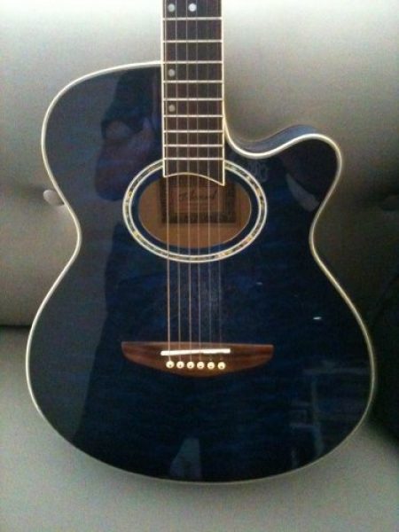 Guitarra Accord electroacustica