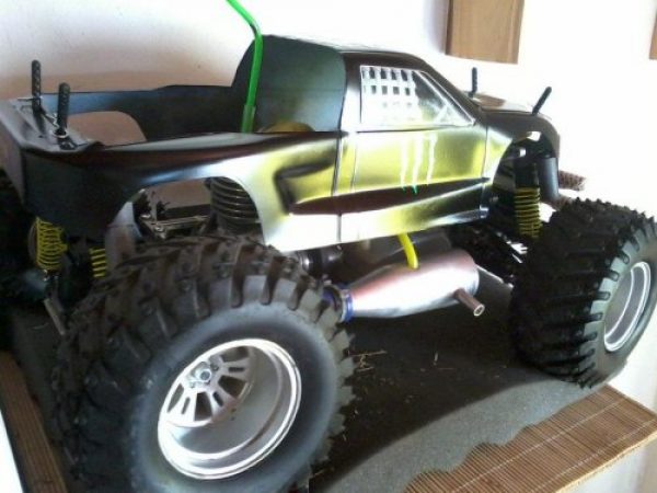 Vendo : monster truck a explocion