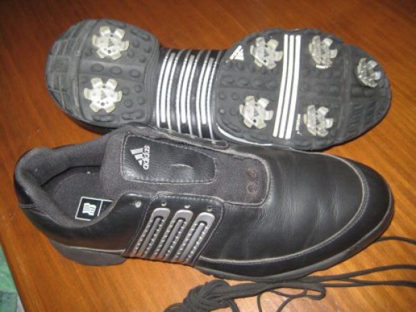 ZAPATOS DE GOLF marca ADIDAS