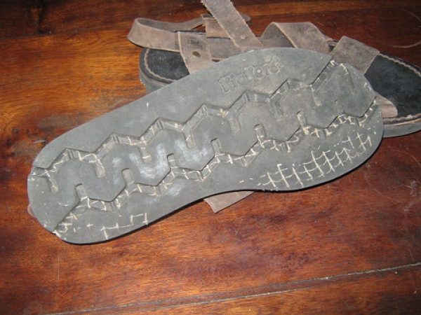 SANDALIAS KIKERS SIN USO!