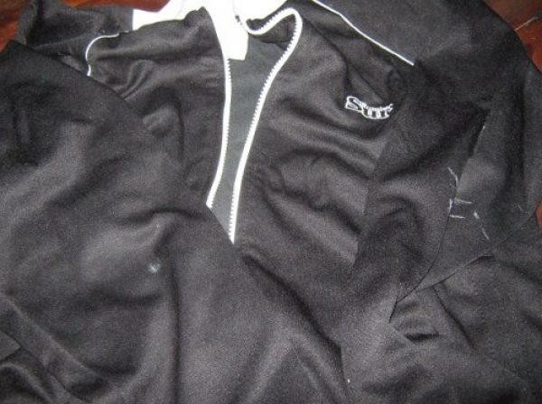 LOTE ZAPATILLAS Y CAMPERA