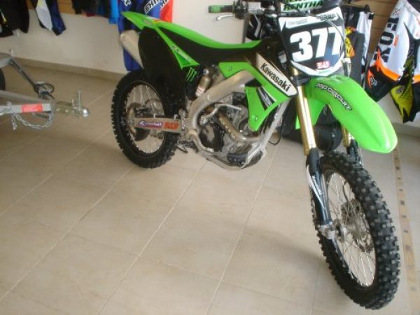 KAWASAKI KXF 250