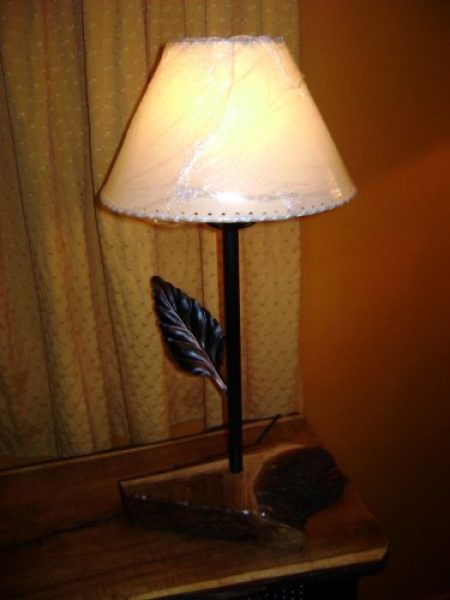 Lampara de Mesa o Escritorio Rustica