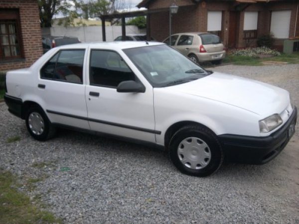 Renault 19