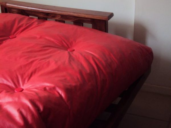 Colchon de Futon de cuero ecol&oacute;gico