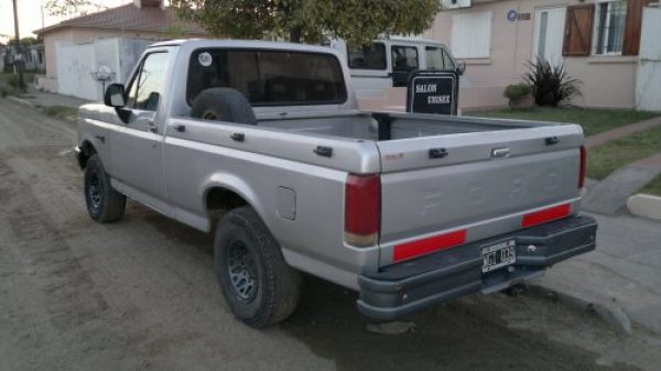 Ford F-100