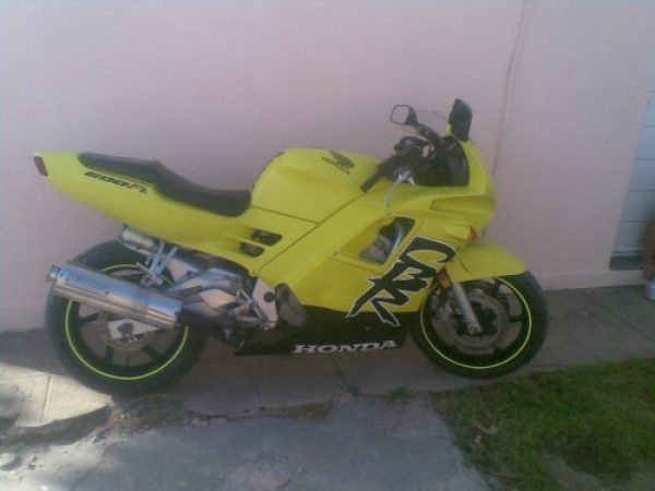 Honda CBR 600 F2