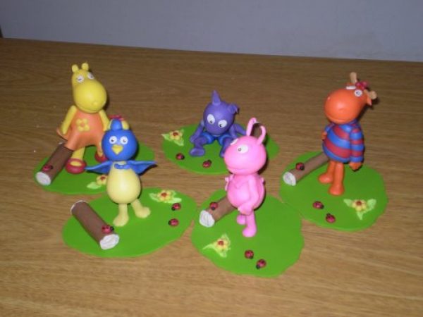 ADORNO PARA TORTA BACKYARDIGANS