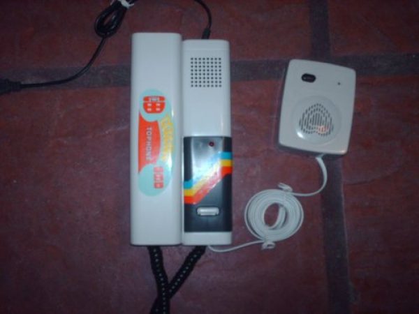 TELEFONOS INTERCOMUNICADORES