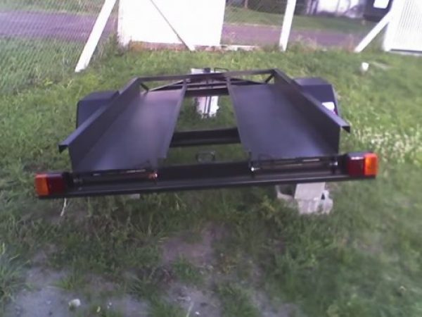 TRAILER Y BATANES PARA CUATRI.