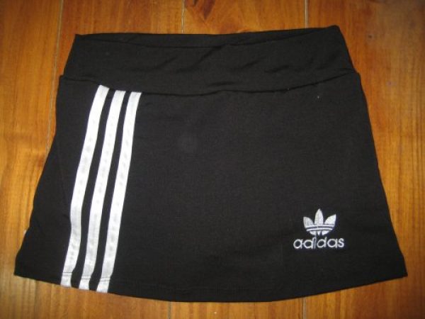 SHORT CON POLLERA deportes ADIDAS