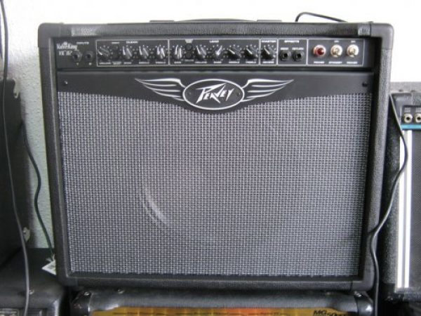 Peavey VALVEKING 50w(100% valvular)