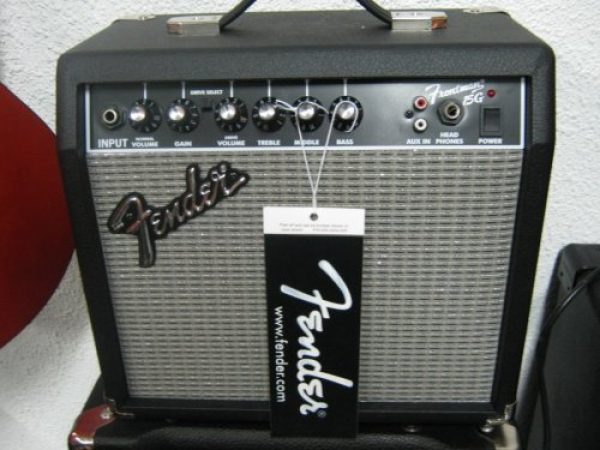 Amplificador Fender Frontman 15w