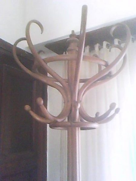 Antig&uuml;o Perchero Thonet 