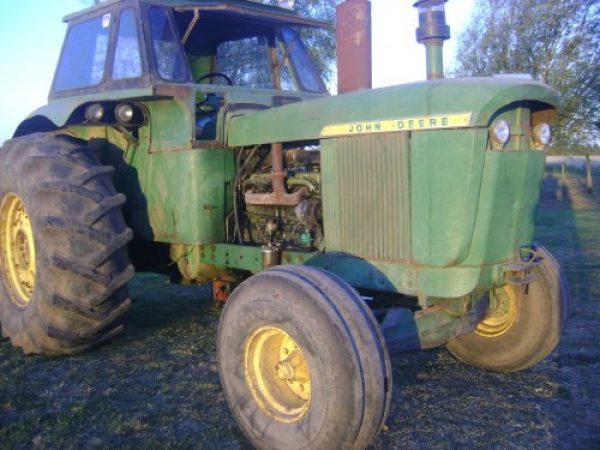 tractor john deere 5020,  toma de fuerza