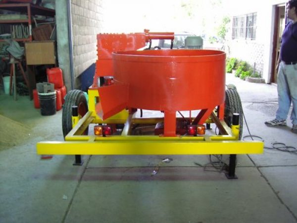 MAQUINAS DE LADRILLOS HIPERCOMPRIMIDOS