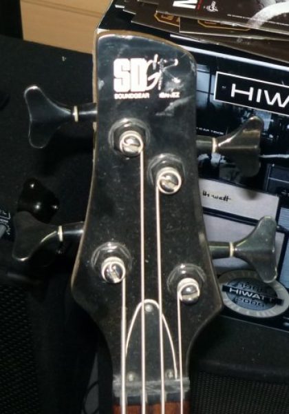 Bajo Ibanez SD GR