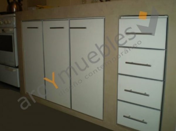 Mueble de cocina - Frente bajo mesada